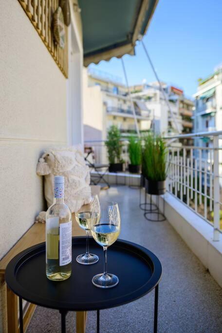 Boho Luxury 2 Bedroom Apartment, Acropolis Museum View เอเธนส์ ภายนอก รูปภาพ