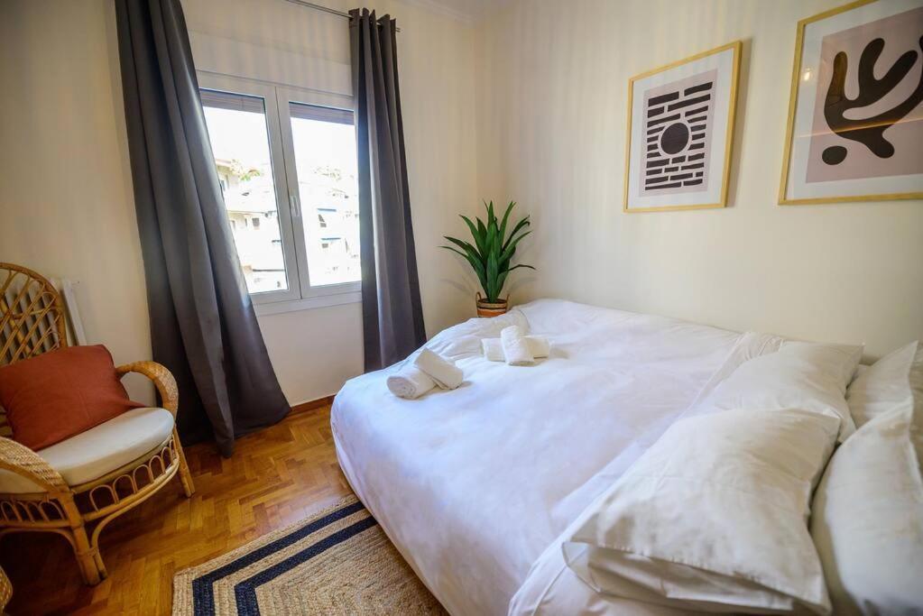 Boho Luxury 2 Bedroom Apartment, Acropolis Museum View เอเธนส์ ภายนอก รูปภาพ